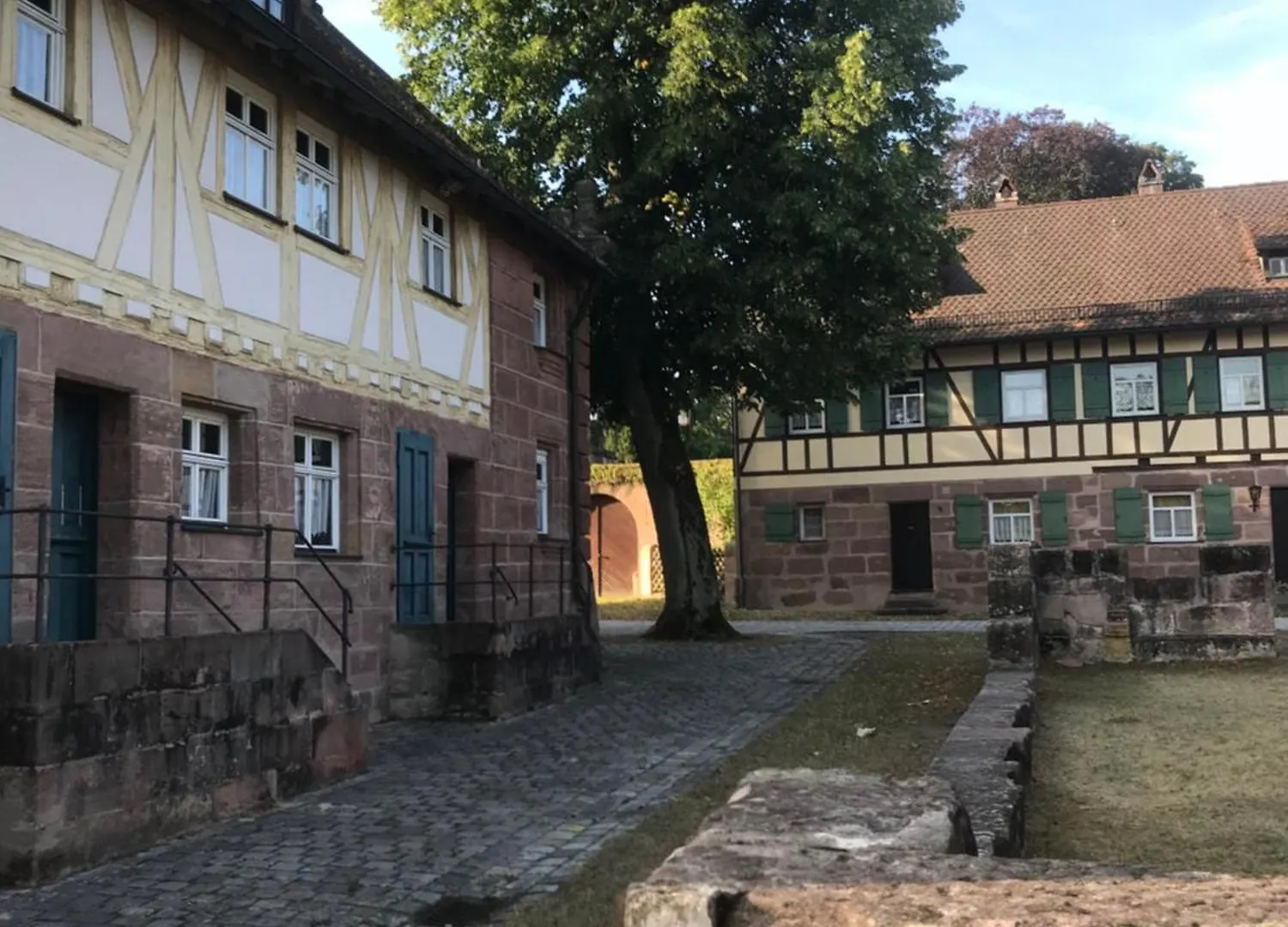 Behringers City Hotel Nuernberg 2*, Nuremberg